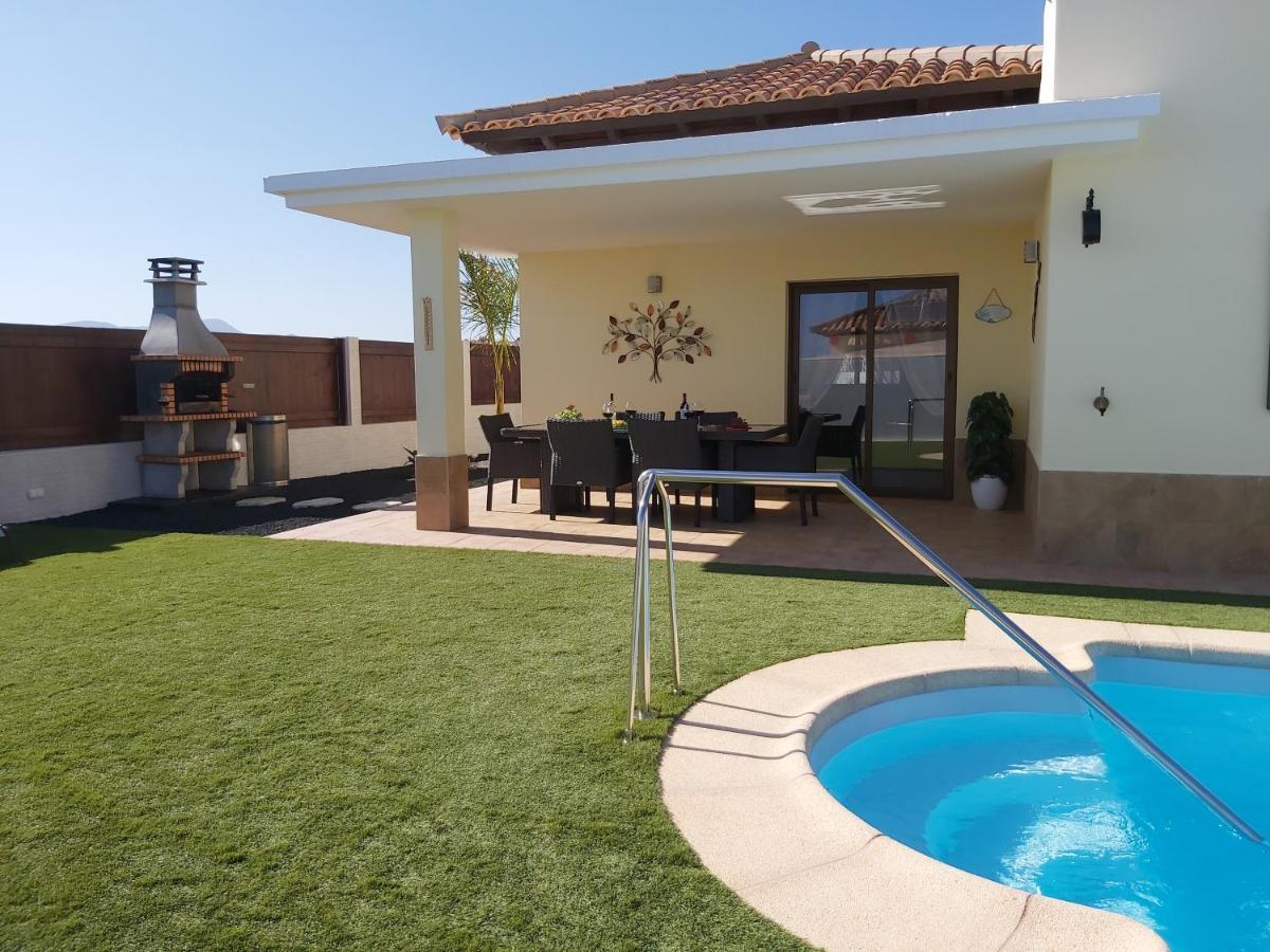 Villa Thais, Private Heated Pool, Ideal For Your Holidays In 科斯塔卡莱塔 外观 照片